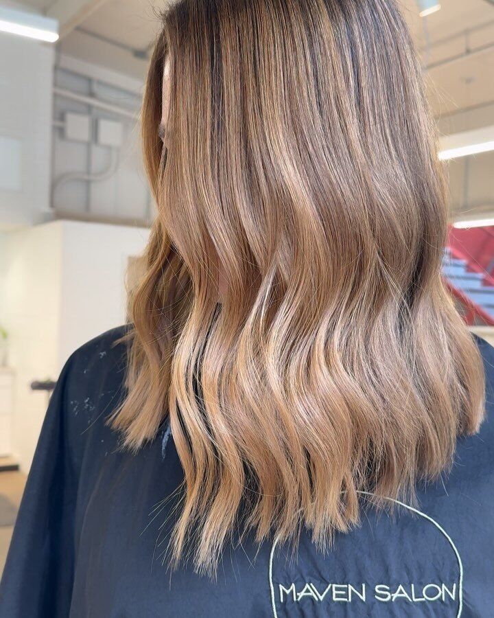 Maven Salon photo