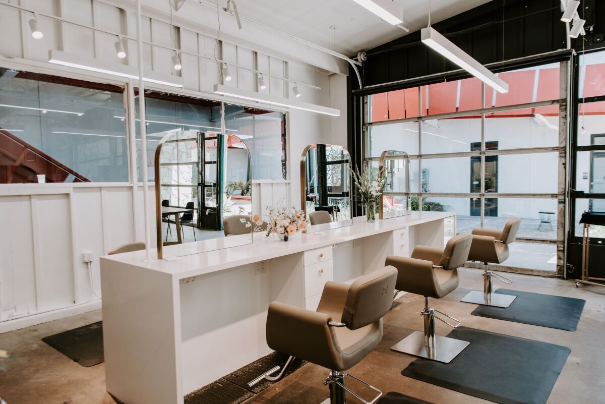 Maven Salon
