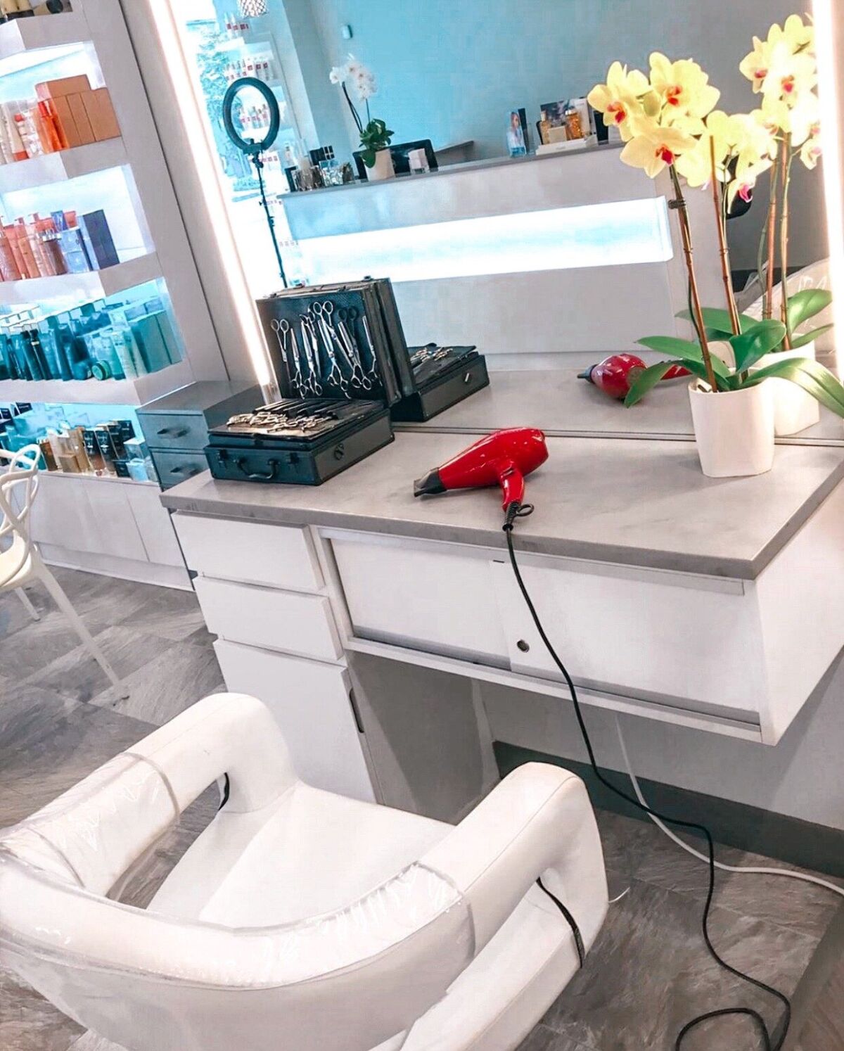 Ferro Salon photo