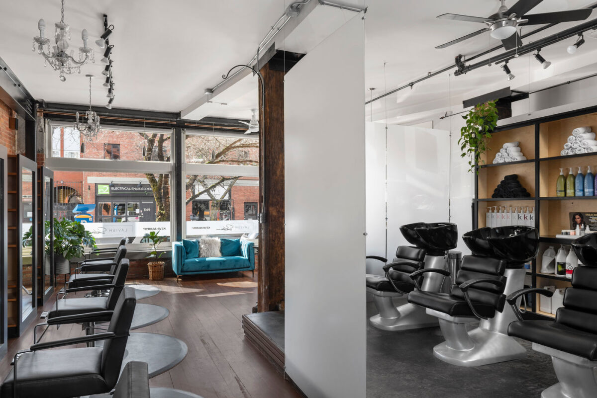 Lavish Salon Victoria