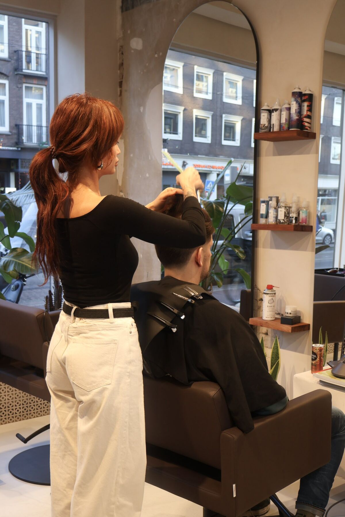 HOLO Salon photo