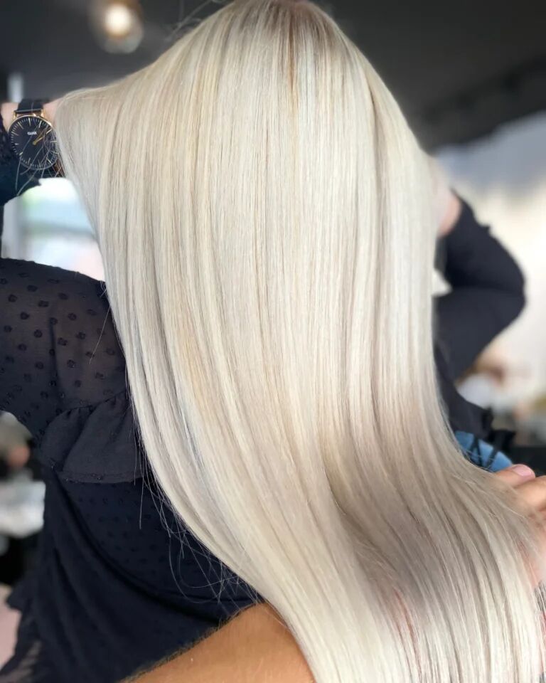 TBH - The Blonde House by Eno photo