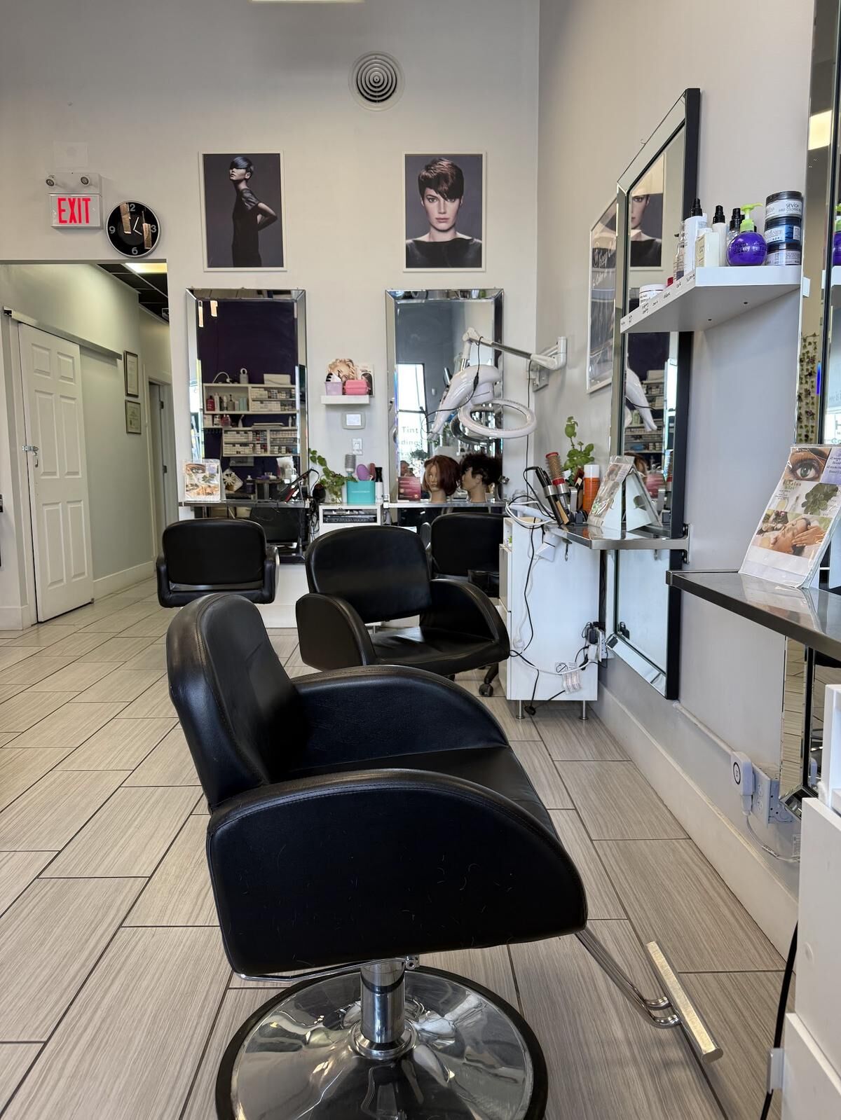 Si Salon & Spa