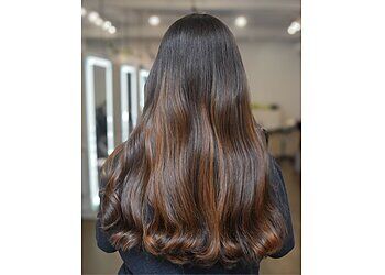 Salon Diversions